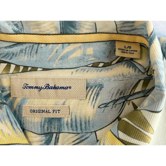 Tommy Bahama 100% Silk Hawaiian Camp Shirts Lot of Three, Red/Blue, Size L, EUC - Picture 6 of 8